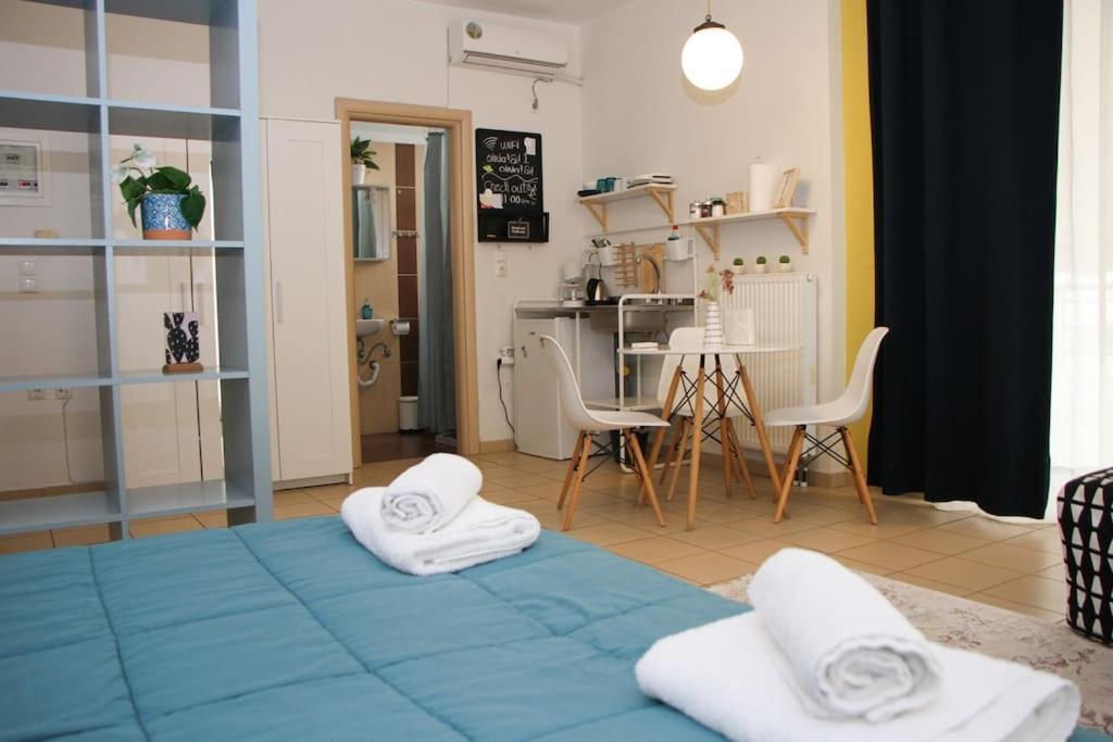 Comfy City Hideaway Каламата Екстер'єр фото